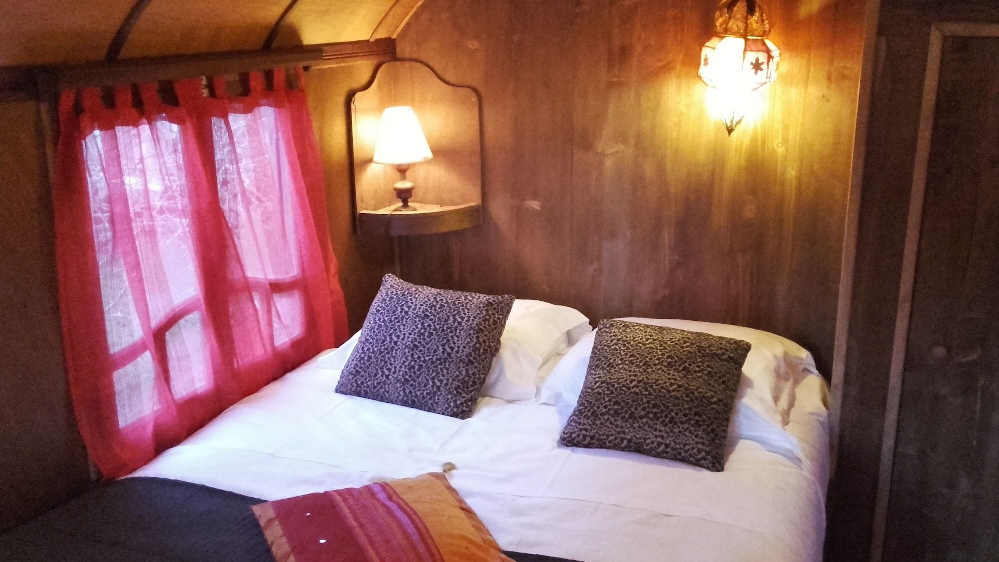 Les Roulottes De La Baronnie Hotel Saint-Malo Exterior foto